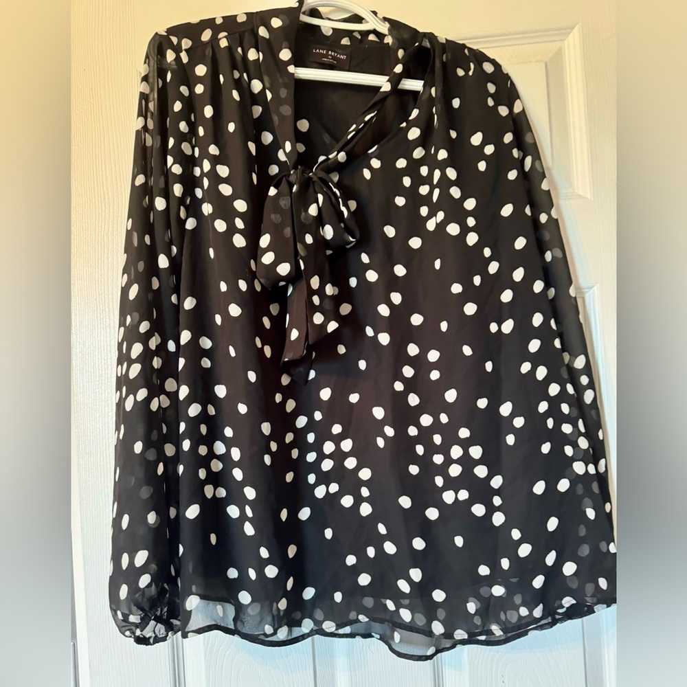 Polka dot top